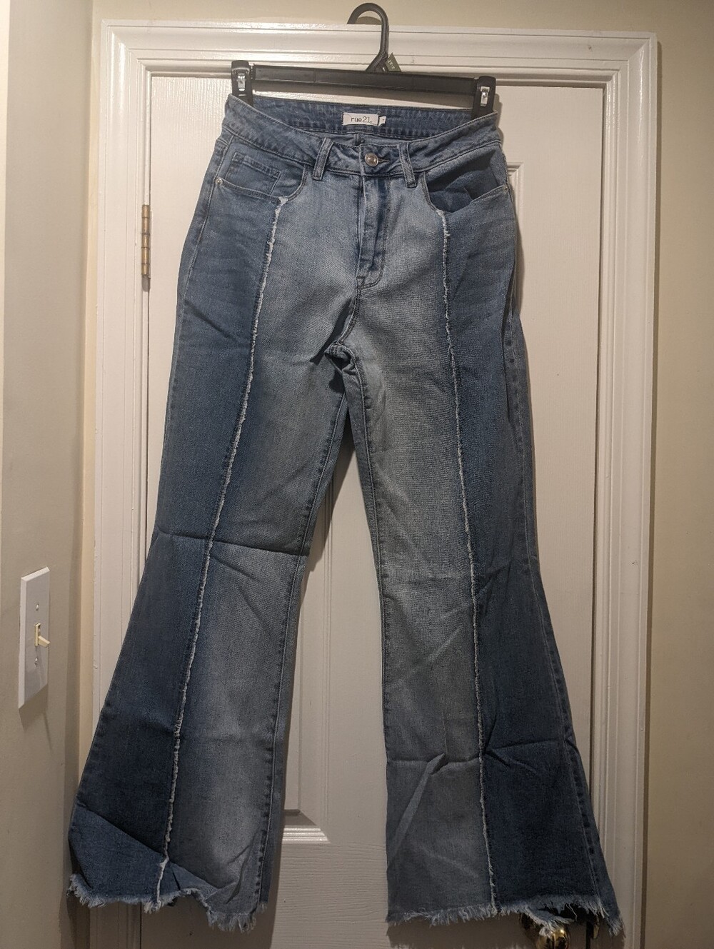 NWOT Junior's 7 Rue21 Two-Tone Light Blue Panel Flare Jeans